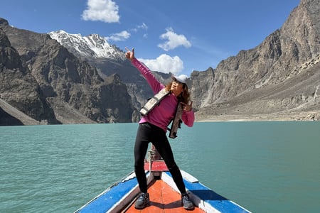 8-Day Hunza, Attabad Lake, Hopper Valley Tour