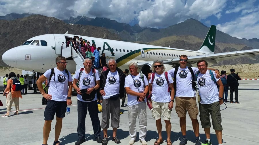 09 Days Majestic Skardu & Hunza Valley Tour