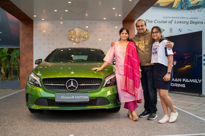 Mr Selva Kumar & Family with their Mercedes-Benz
