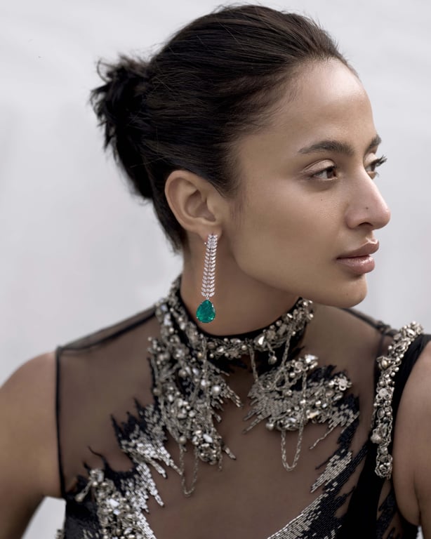 Vibrant Prismatic — High Jewelry Collar