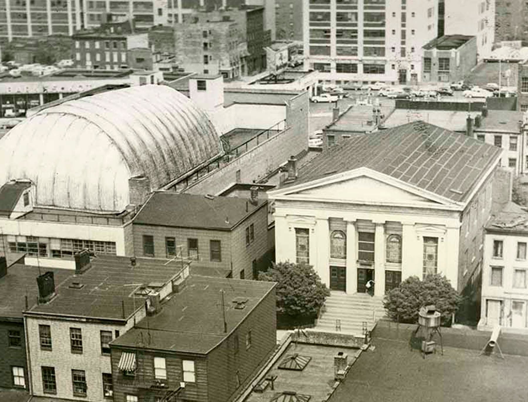 Aerial view of the Bridge Street Church, prior to Metrotech construction