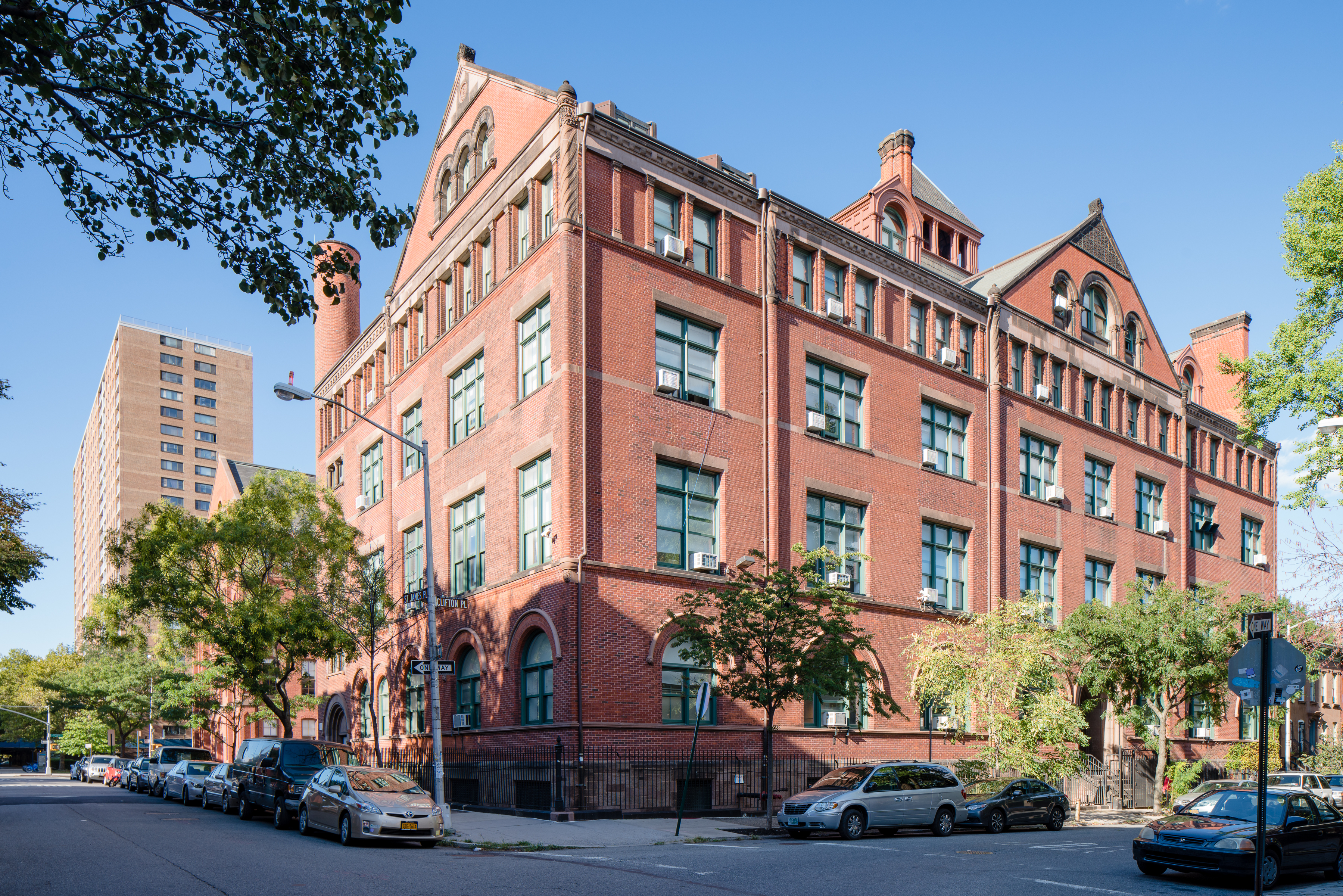 Higgins Hall 