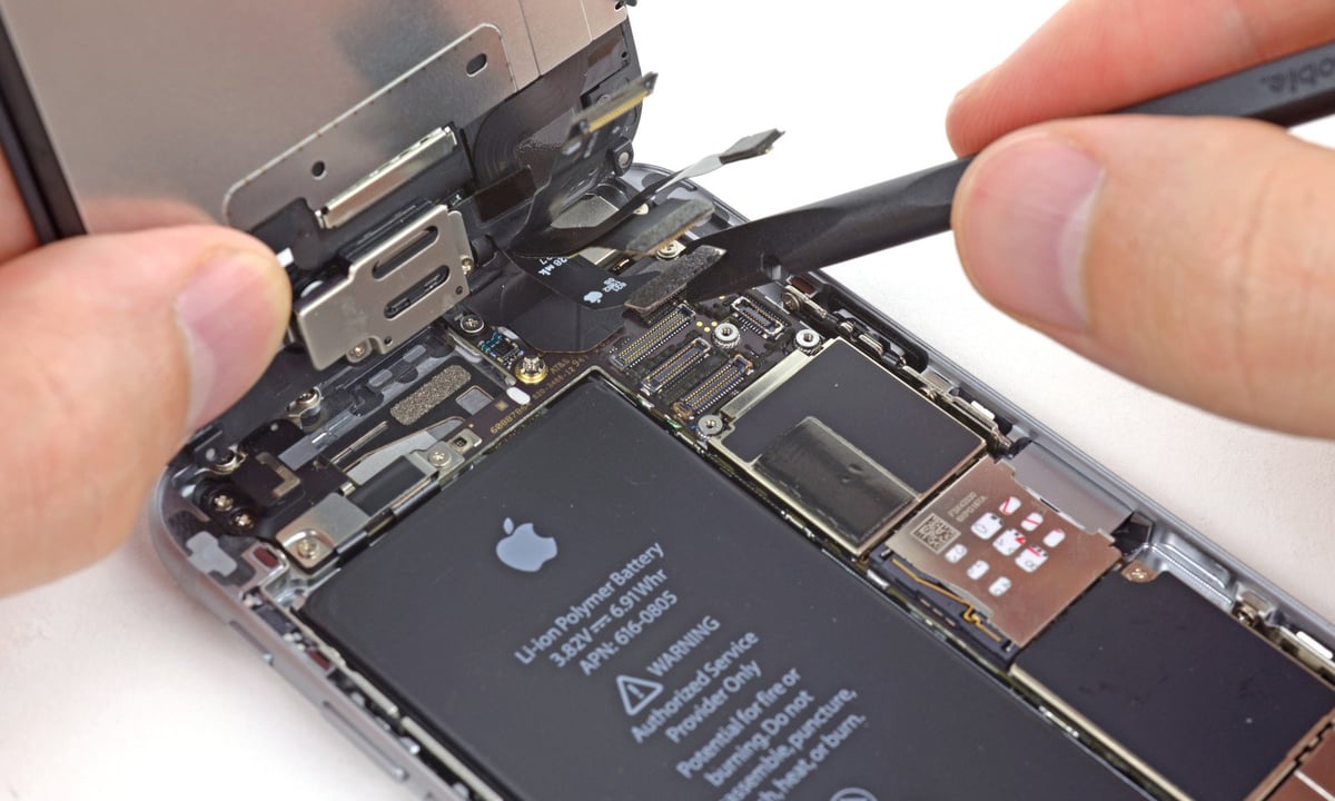 iPhone 13 pil ve ekran değişim ücreti ne kadar? 65