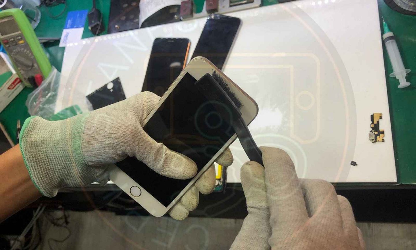 iPhone Hoparlörü ve Ahizesi Nasıl Temizlenir? 65 iPhone Hoparlörü ve Ahizesi Nasıl Temizlenir?