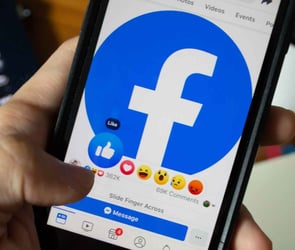 Facebook gönderilerine yorum kısıtlama özelliği geldi