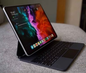 iPad'de Magic Keyboard ile Smart Keyboard Folio farkı nedir?