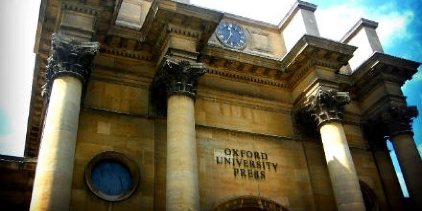 Oxford, E-Kütüphane Servisini Ücretsiz Kullanıma Açtı
