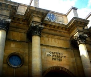 Oxford, E-Kütüphane Servisini Ücretsiz Kullanıma Açtı