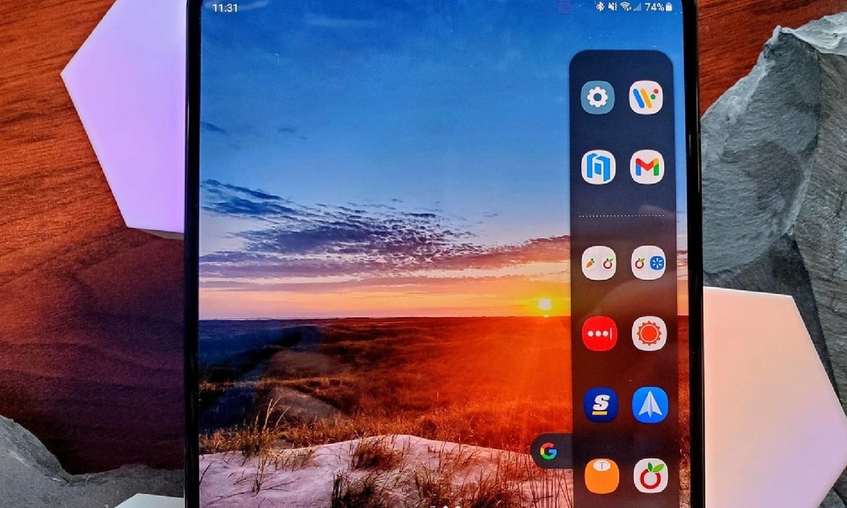 Samsung Galaxy Z Fold 3'te kenar paneli ekranın kenarına nasıl sabitlenir? 65