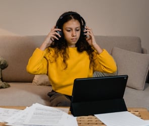 Mırıldanarak şarkı bulma yöntemleri