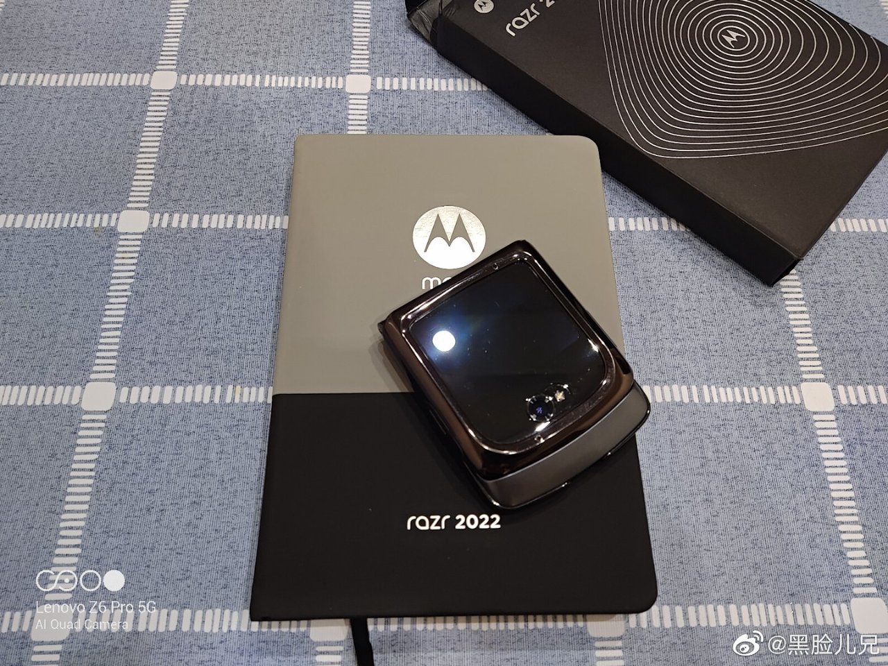 Motorola Razr 2022 görüntülendi 66 Motorola Razr 2022