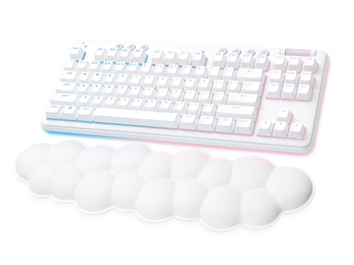 Logitech'ten oyunculara özel dört yeni donanım 68 Logitech G715