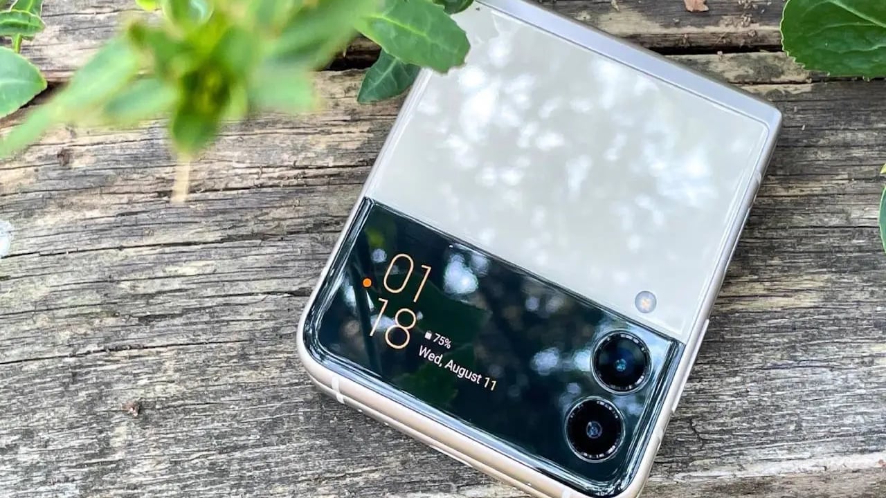 Samsung Galaxy Z Flip4'ün ilk basın görseli yayınlandı 1 samsung galaxy z flip4un ilk basin gorseli yayinlandi 1