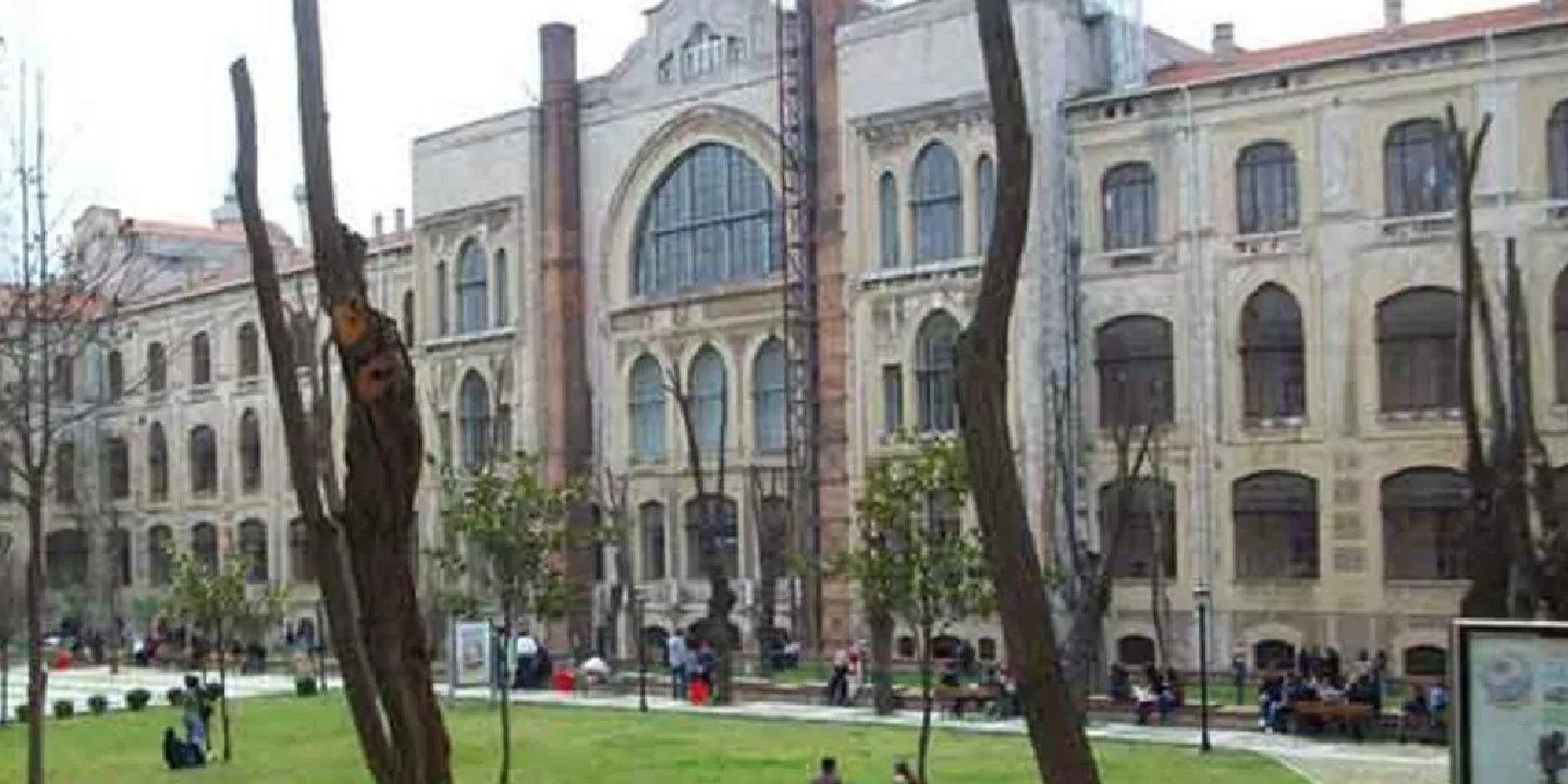 Marmara Üniversitesi