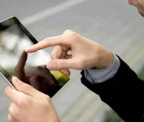 Kendi kendine kapanan tablet