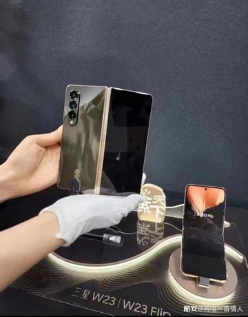 Samsung W23 katlanabilir modelin görüntüleri ortaya çıktı 68