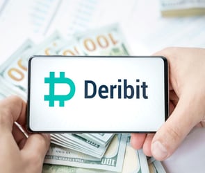 deribit hacklendi zarar 28 milyon dolar