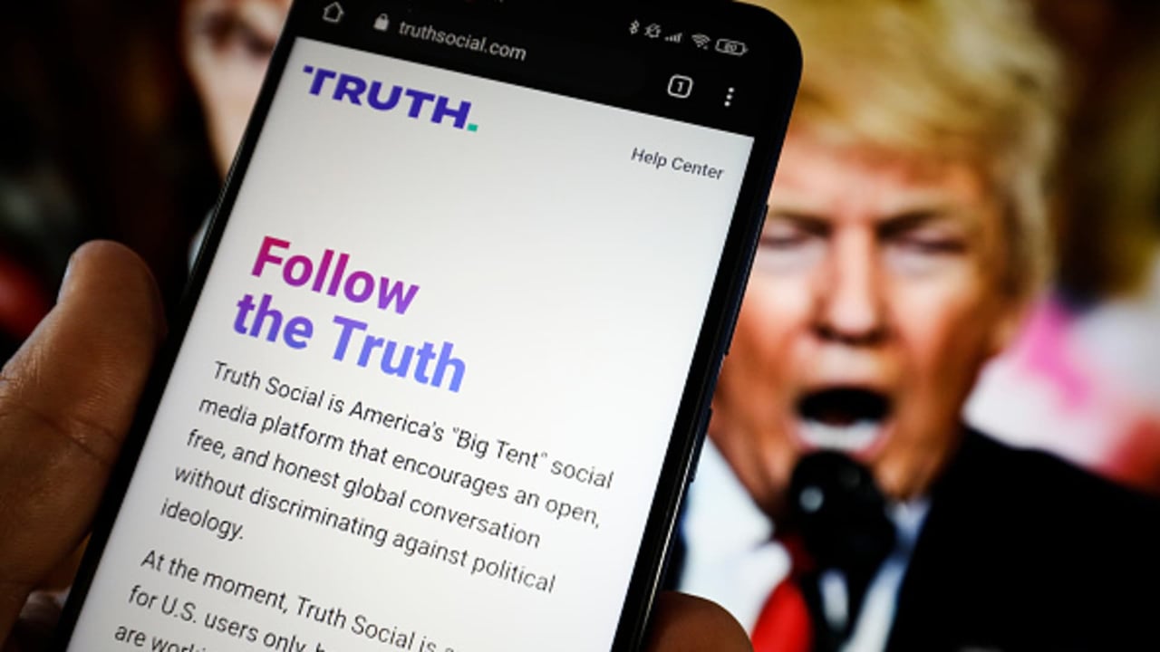 Donald Trump kendi kurduğu Truth Social'dan ayrılmak istiyor 65 social truth