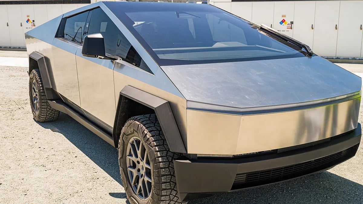 Elon Musk, çok beklenen Cybertruck teknolojisini açıkladı 66 elon musk cok beklenen cybertruck teknolojisini acikladi 1