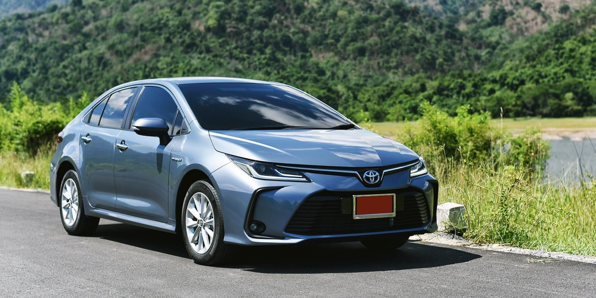 Toyota, şarj edilebilir hibrit otomobilinin Türkiye'de üretileceğini duyurdu 66
