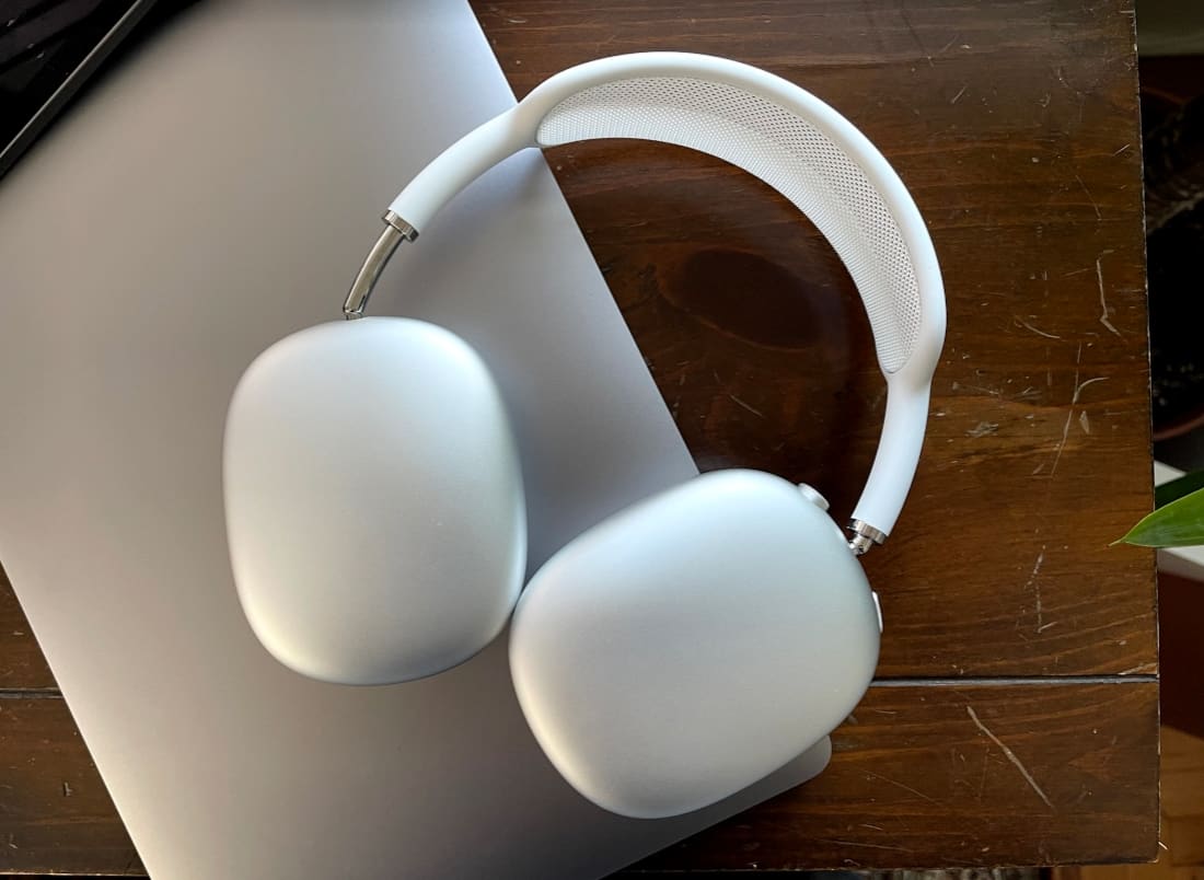 strongapple airpods max 2 modelinin en az 1 yildan once sunulmayacagini soyledistrong