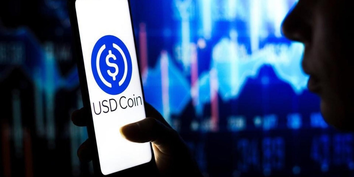 Stablecoin USDC Yükselişe Geçti 65 Stablecoin USDC Yükselişe Geçerek Neredeyse 1 Doları Geri Kazanıyor