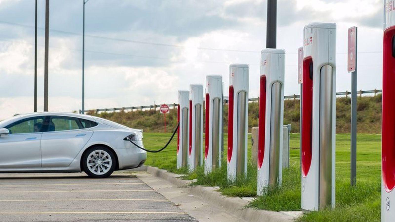 Türkiye'de elektrikli araç şarj istasyonu alan şirketler