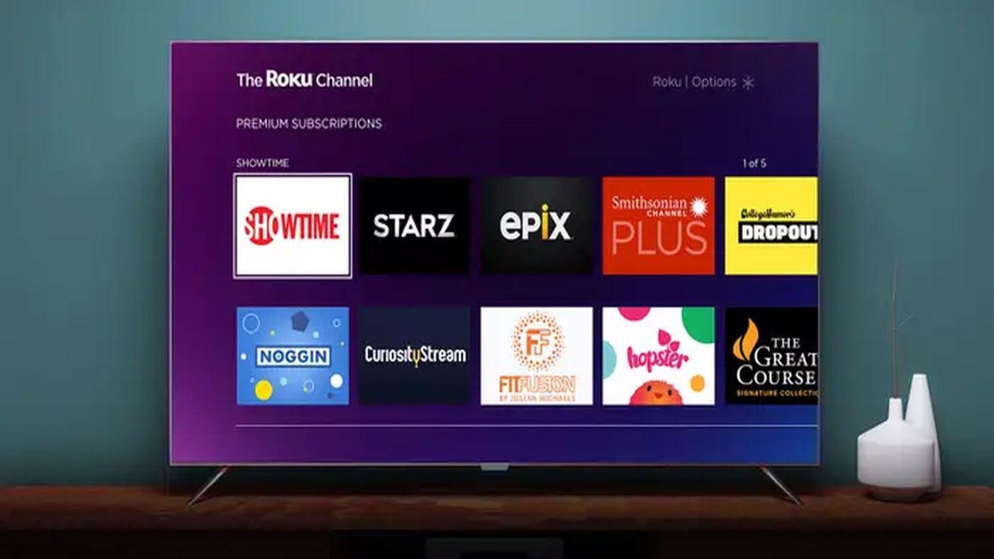 Ücretsiz ve paralı reklam destekli içerik oluşturucusu The Roku Channel'a geliyor 65 Dijital medya oynatıcıları serisi olan Roku; Lauren Riihimaki, Brad Monda, Emmy Cho, Karina Garcia ve çok daha fazla sayıda 17 popüler Youtube ve TikTok içerik üreticisinin yer aldığı yeni bir içeriği piyasaya