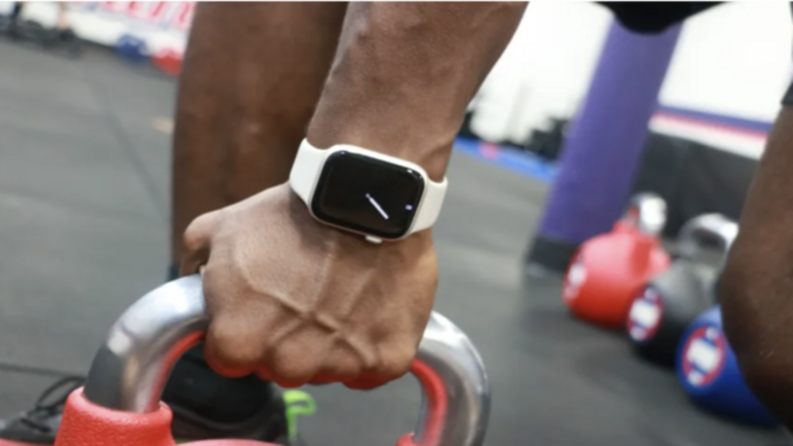 Apple, yapay zekâ destekli sağlık koçu geliştiriyor
