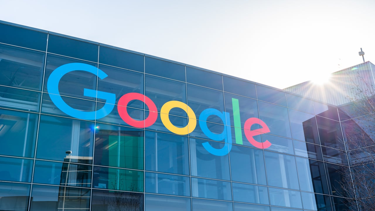 Google, arama sonuçlarındaki +18 görüntüleri varsayılan olarak gizleyecek 65 Google, yapay zekâdan destek alarak spam içerikleri ayıklayacak