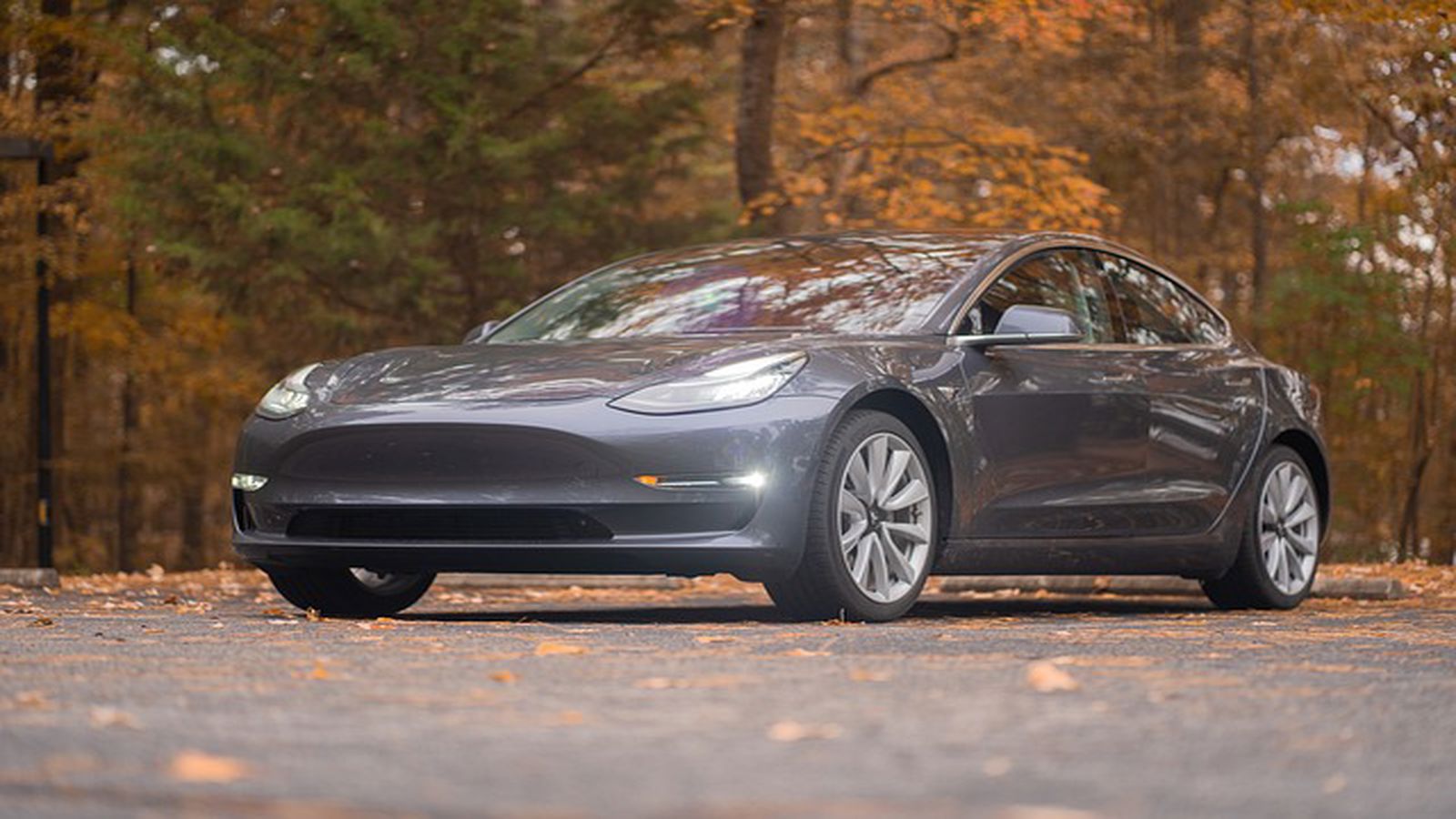 Tesla'nın Türkiye Satış Rakamları Dikkat Çekiyor 66 Tesla