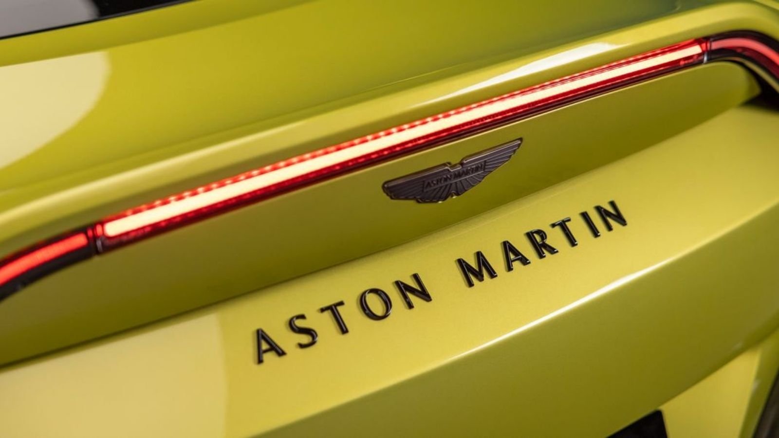 V8 Motora Sahip Aston Martin Vantage 2025 Tanıtıldı 2 Aston Martin Vantage 2025