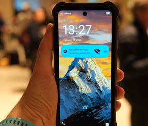 Uzun pil ömrü herkesin tüm telefon kullanıcılarının hayalidir. Ancak yeni tanıtılan Hard Case P28K modeli işi biraz abarttı desek yerinde olur.