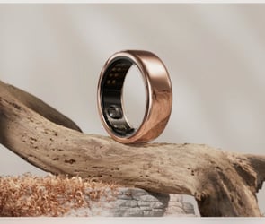 Samsung, yeni giyilebilir cihazı Galaxy Ring’in yolda olduğunun sinyallerini verdi. Galaxy Ring yılın ikinci yarısında çıkabilir.