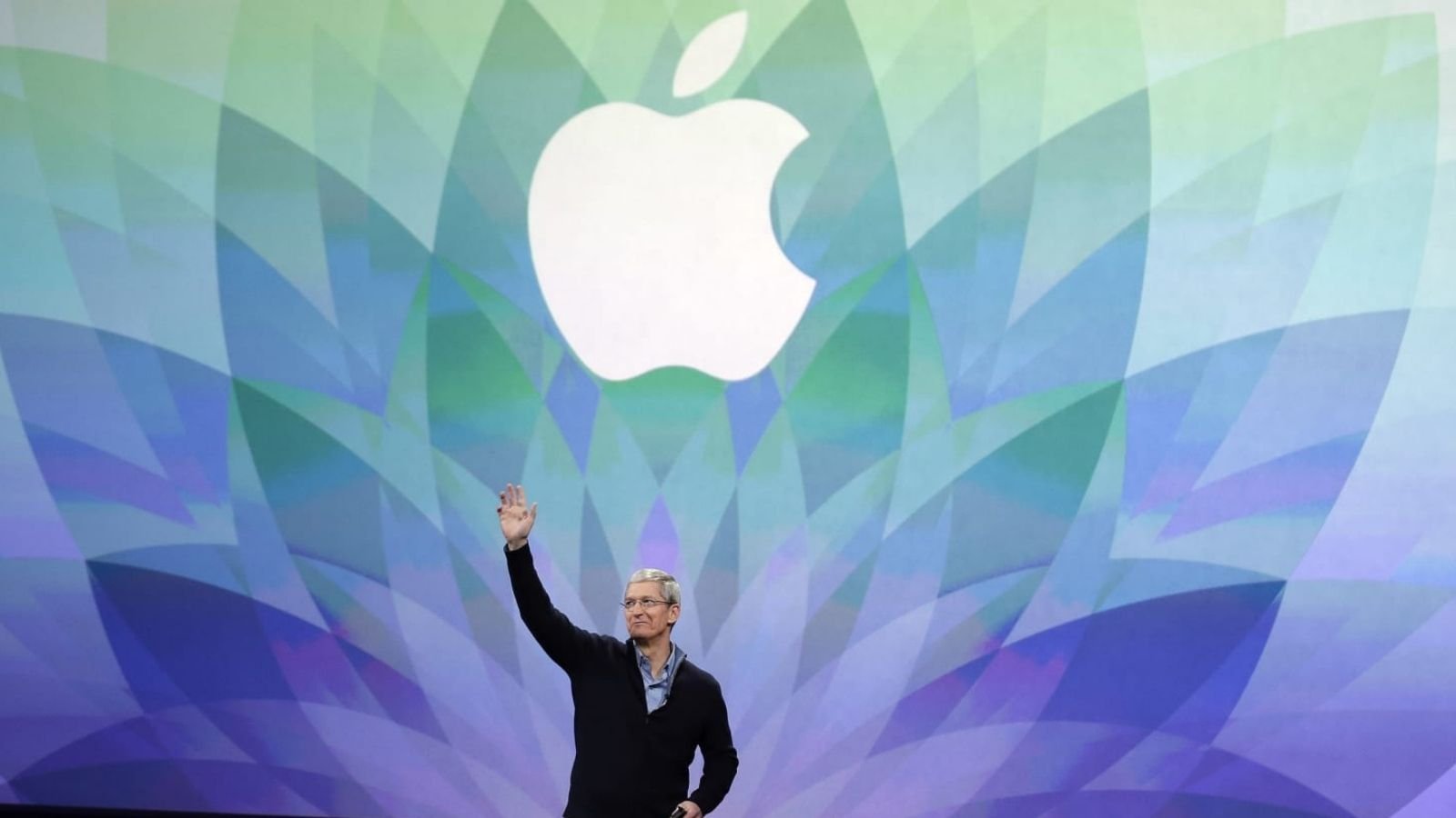 Apple, AB Akıllı Telefon Pazarında Liderliği Eline Aldı! 2 Apple şirketi, Avrupa Birliği'nde Samsung'u geride bırakarak akıllı telefon pazarında liderlik koltuğuna oturdu.