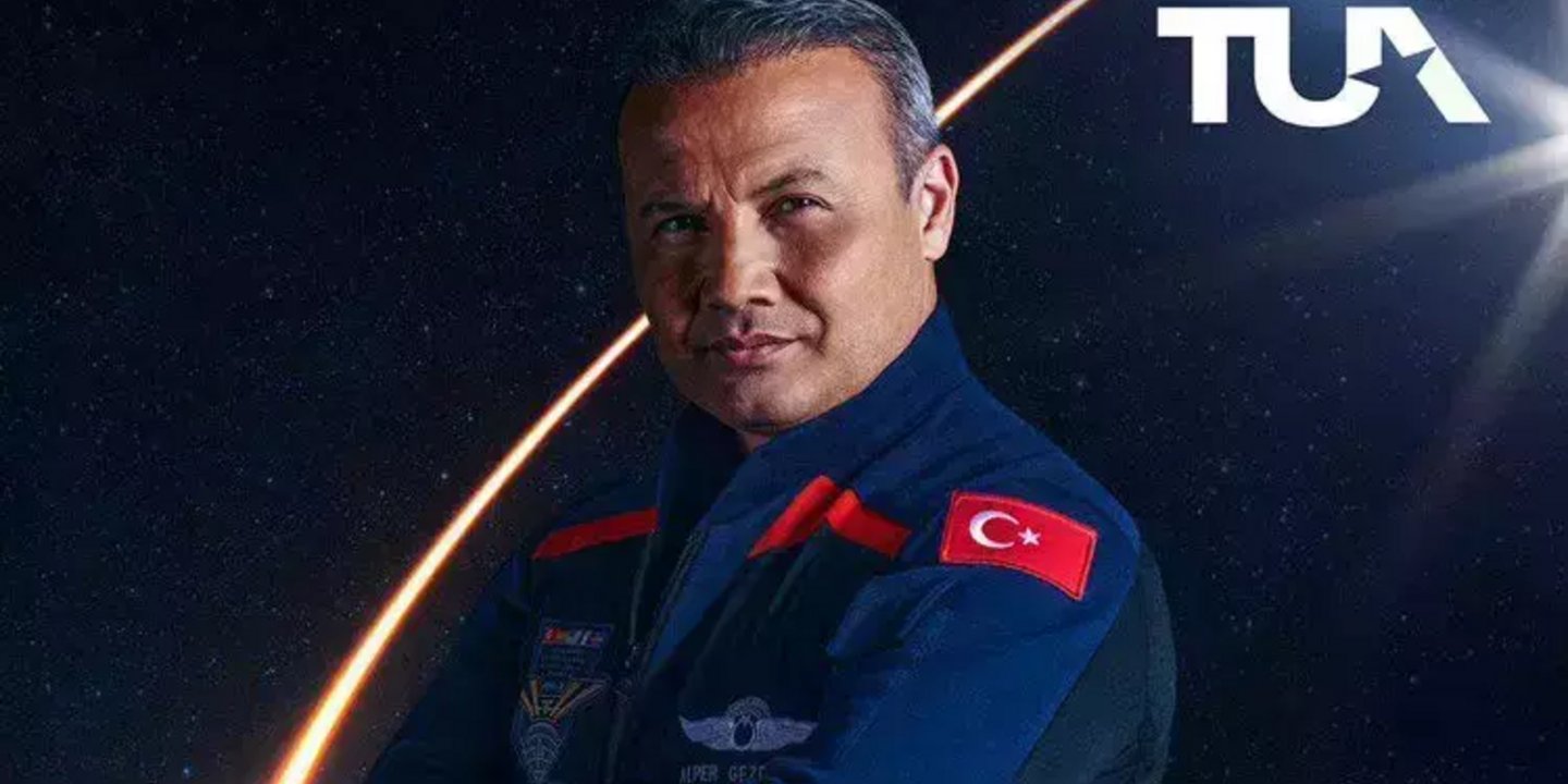 İlk Türk astronot Alper Gezeravcı dünyaya geri dönüyor!