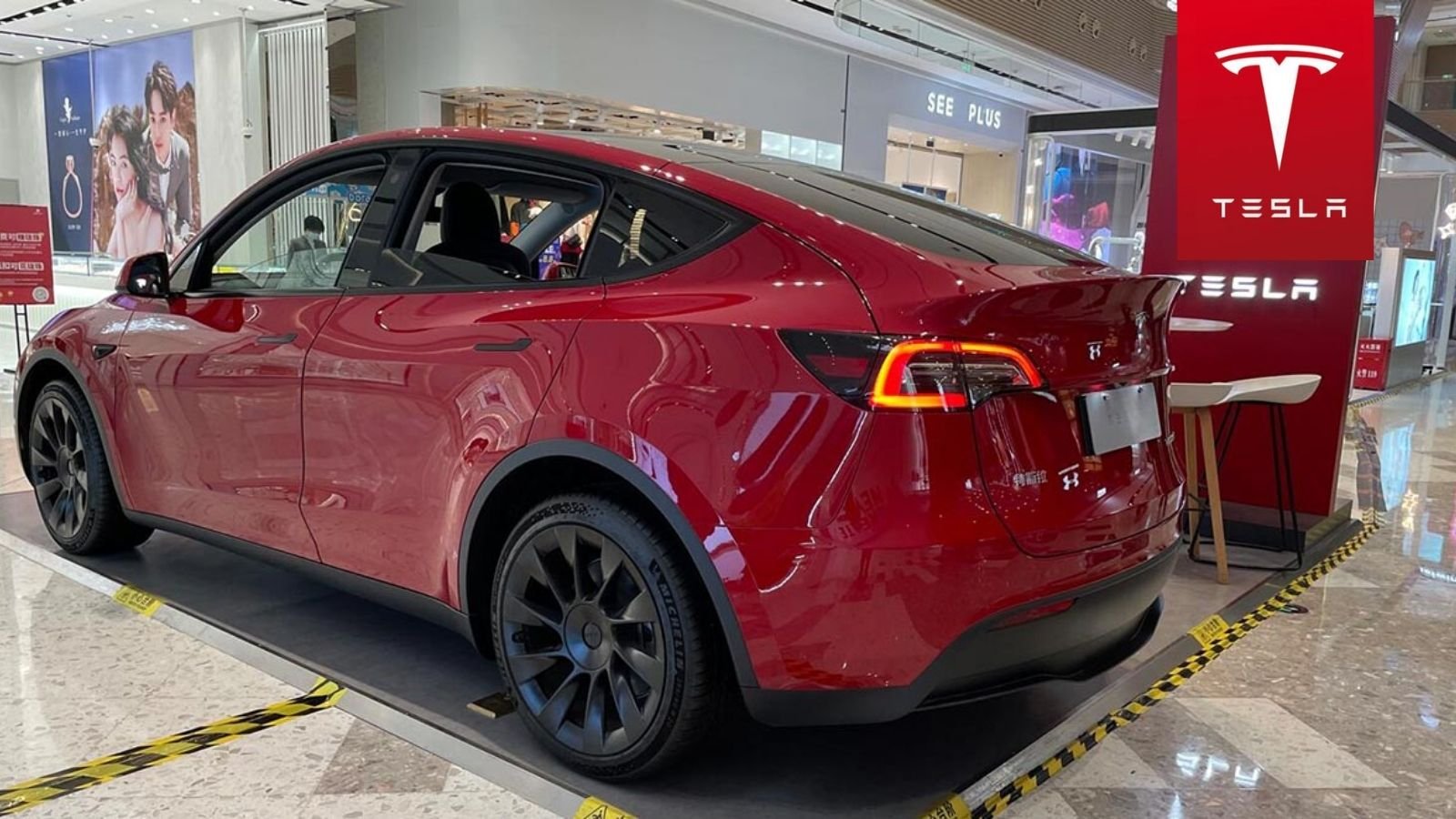 Tesla Model Y’de Donanım Güncellemesi Sunuyor