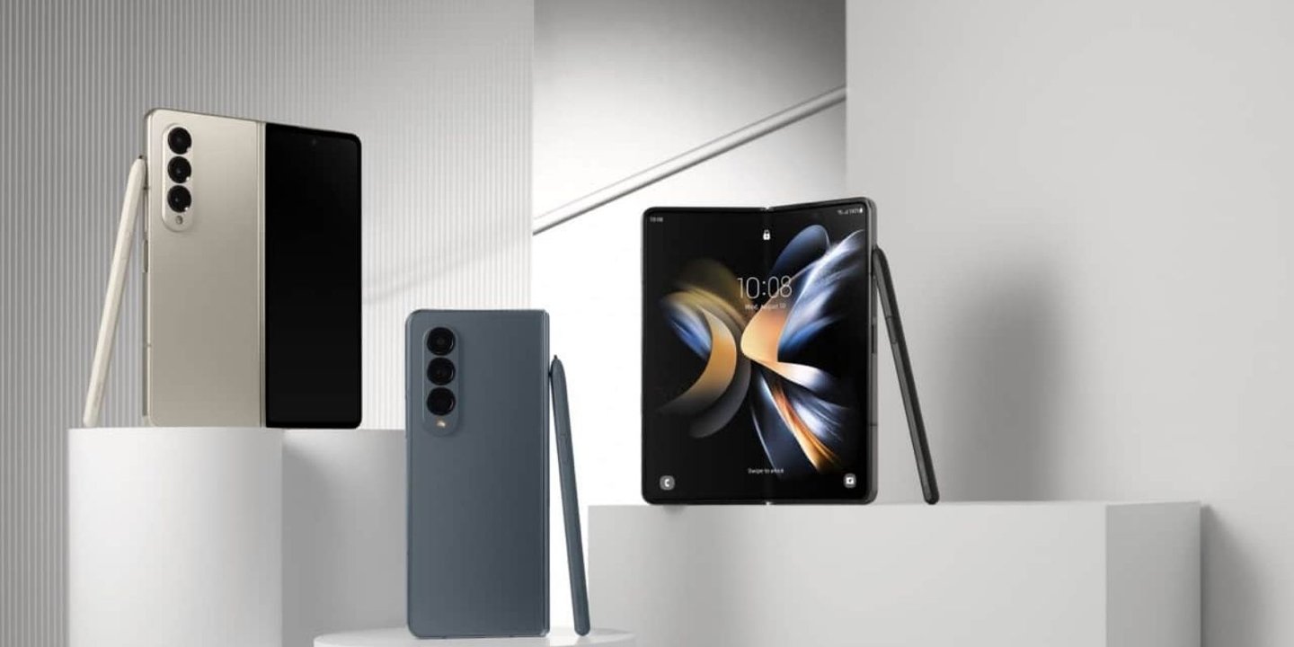 Bütçe Dostu Galaxy Z Fold 6’nın Tanıtım Tarihi 1 Samsung şirketi, uygun fiyatlı Galaxy Z Fold 6'nın tanıtımı için iPhone 16 serisinin çıkışını beklemekte.