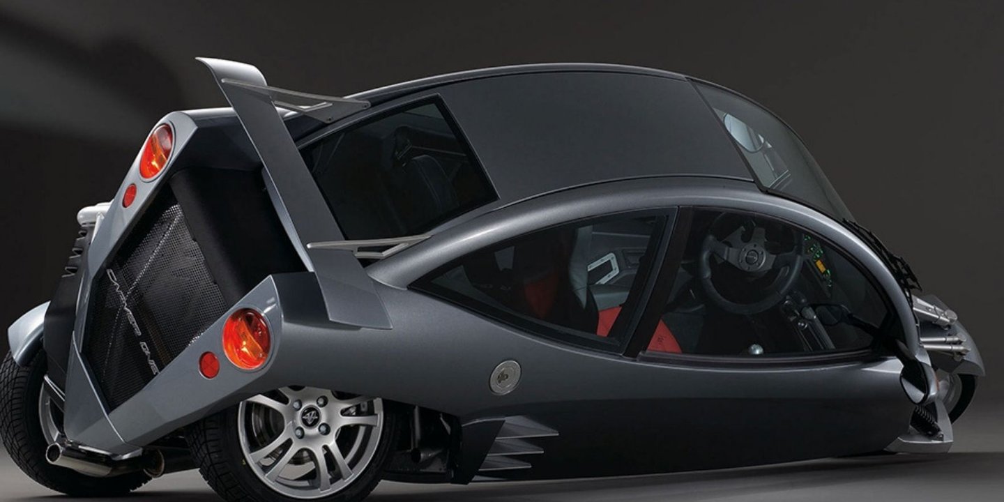 Devrilmeyen Motor Carver Türkiye'ye Geldi 1 Hollandı menşeli motorsiklet markası olan Carver, Türkiye pazarına resmen geldi. İşte tüm detayları sizler için derledik...