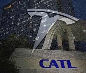 Şirket olarak dünyanın en büyük batarya üreticisi CATL, Tesla için daha hızlı şarj olan piller üzerinde çalıştığını duyurdu.