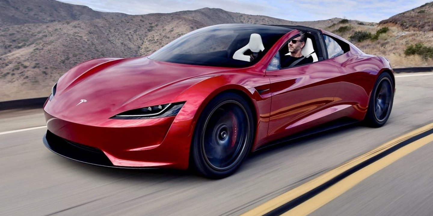 Tesla Roadster, 0’dan 100 km hıza 1 saniyede çıkıyor! 1 Merak duyulan elektrikli otomobilden yeni bilgiler sızdırılıyor. Tesla Roadster araba için gelen son bilgiler ise çok yadırgandı.