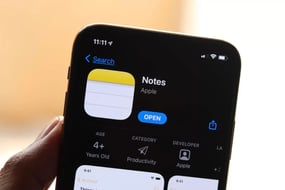 Apple Notes adı verilen iOS 18'deki kullanıcı deneyimini iki önemli özellikle geliştirmeyi planlıyor bunlar: ses kaydı ve matematiksel hesaplamalar olacak.