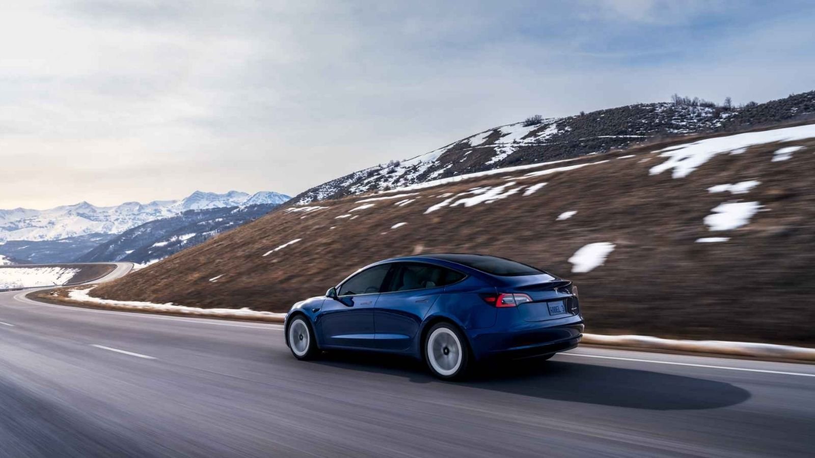 Tesla Şirketi Büyük Bir İşten Çıkarma Yapabilir 2 Elektrikli otomobil sektörünün en büyük isimlerinden olan Tesla, çıkan bazı iddialara göre büyük bir işten çıkarma yapabilir.