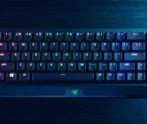 Razer BlackWidow V4 Mini HyperSpeed Tanıtıldı