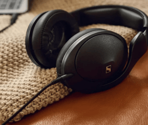 42 mm Sürücülü Sennheiser HD 620S Kulaklık Piyasaya Sürüldü!