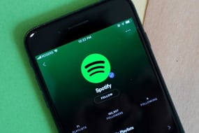Spotify platformu, yakında uygulamasında daha fazla yerde kısa süreli video klipleri kullanıcılarına sunabilir.