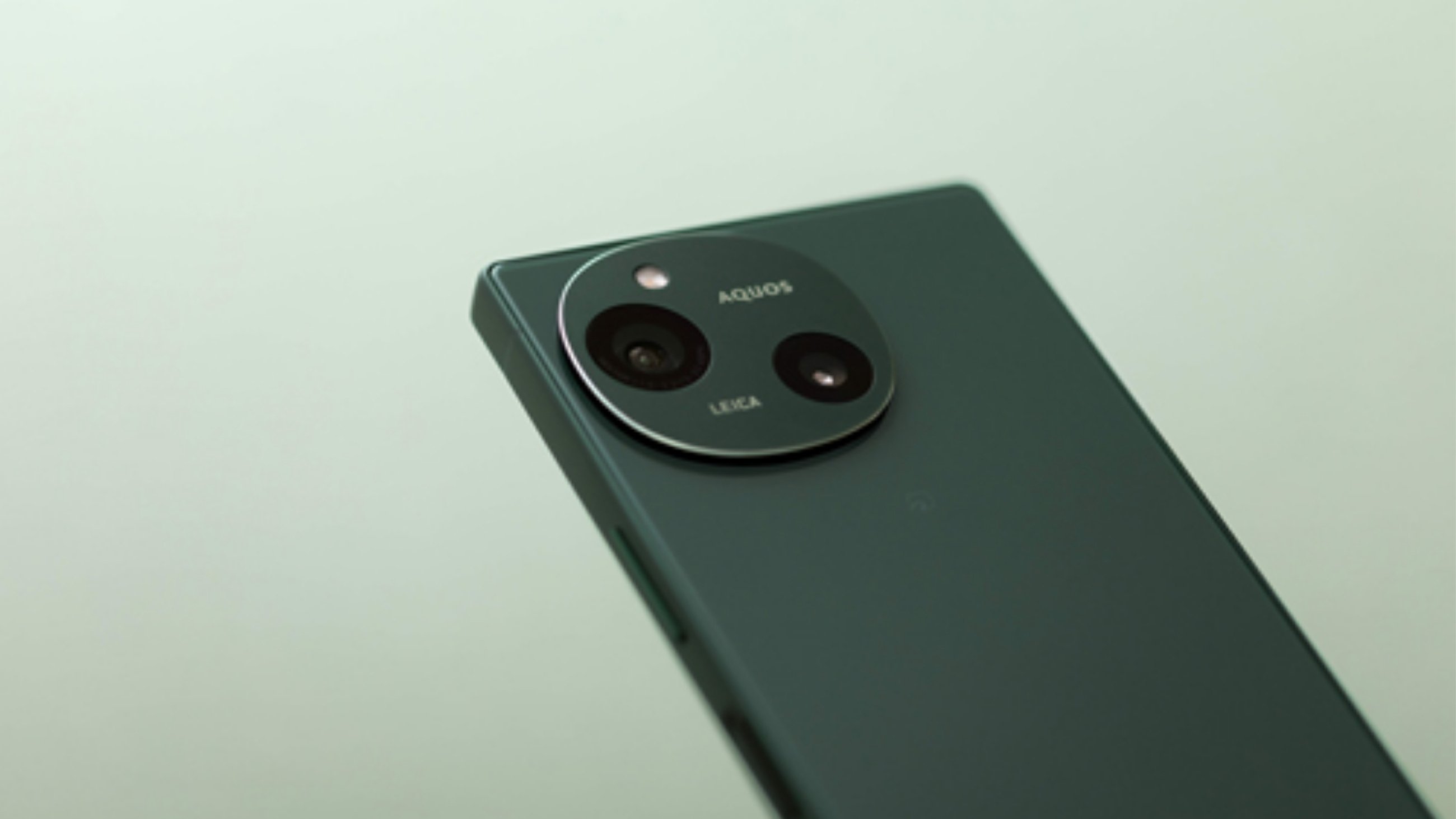 Sharp Aquos R9 Tanıtıldı! 2 Sharp Aquos R9 Tanıtıldı!