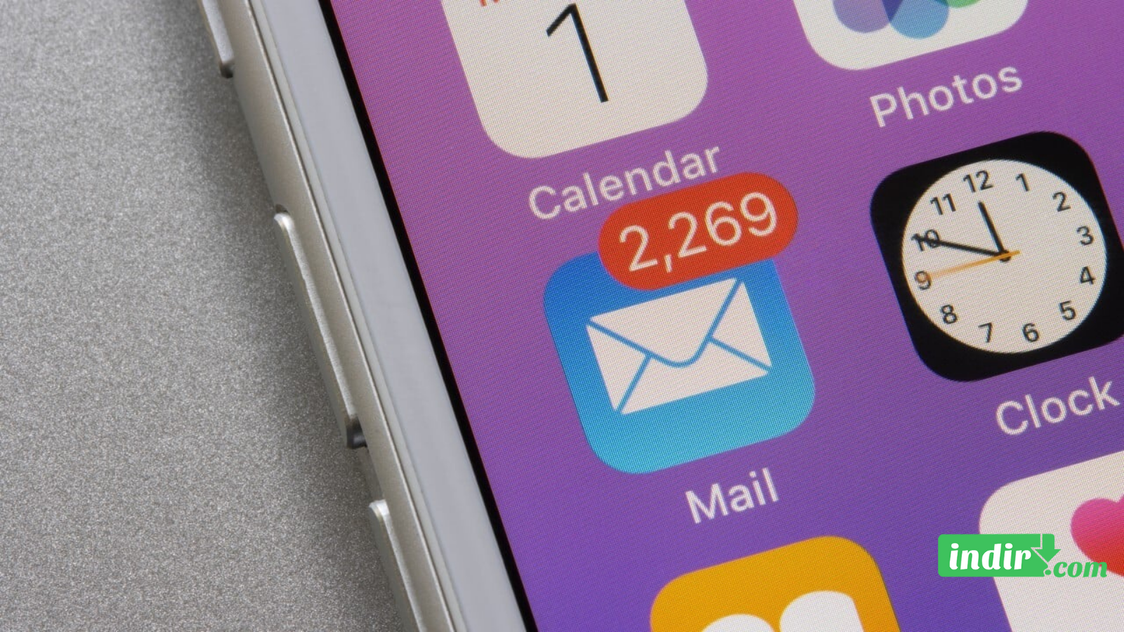 Apple Mail iOS 18 ile Yeniden Tasarlanıyor
