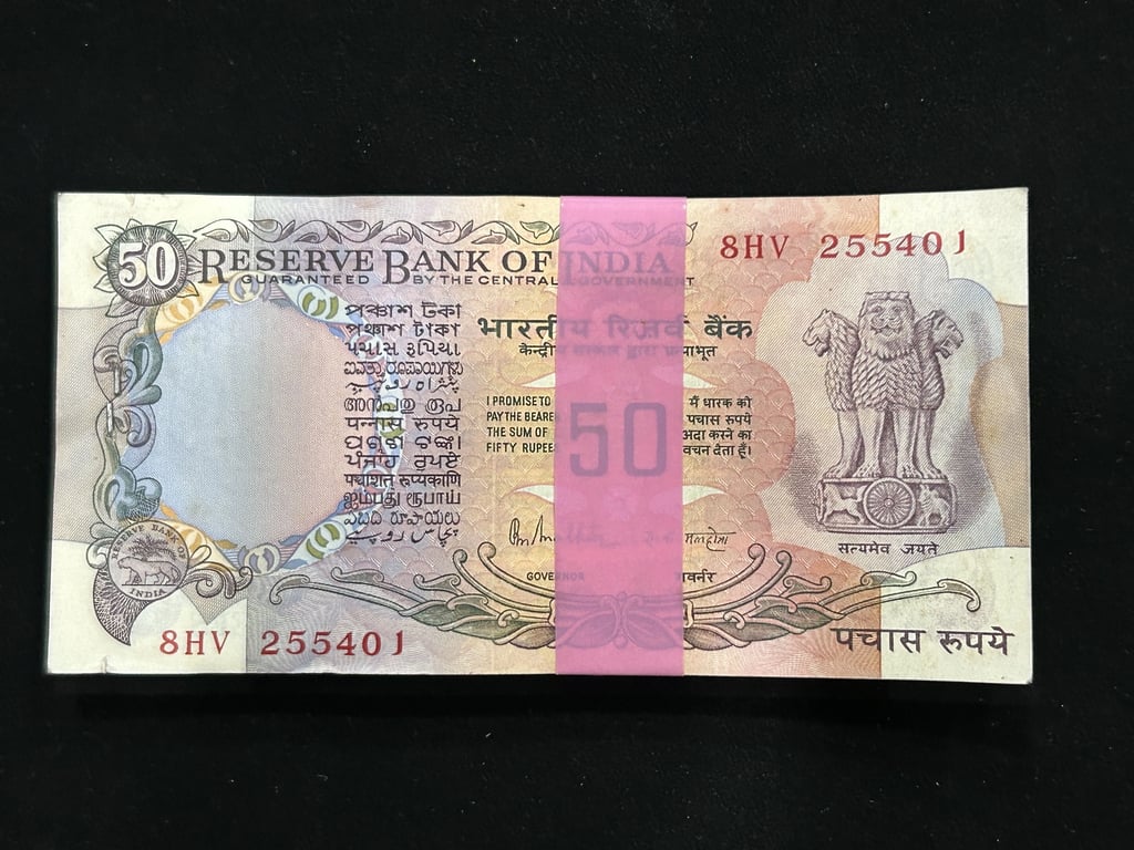 India, Rupees 50 Complete Serial Bundle of 100 Banknotes, Fancy Doubling Serial Number x55-x55, Fancy Serial Number Ending 420 & 444, Parliament Flag Issue, Sign. R.N. Malhotra