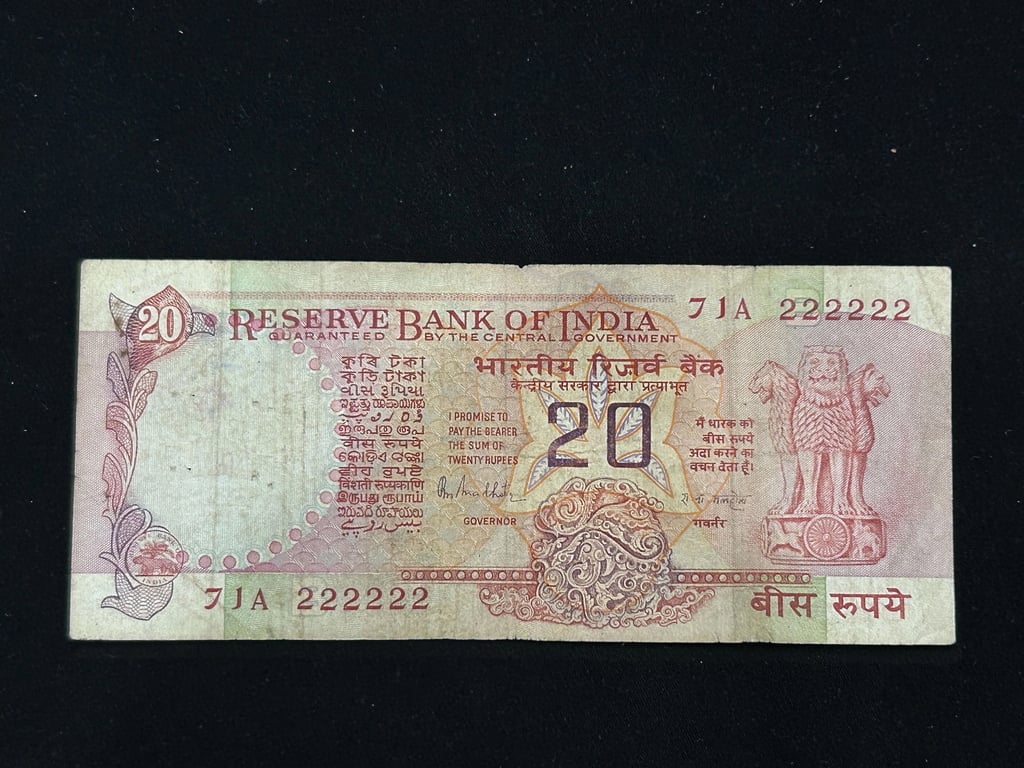 India, Rupees 20 Banknote, Solid Fancy Serial Number 222222, Konark Wheel Issue, Sign. R. N. Malhotra, Used Condition